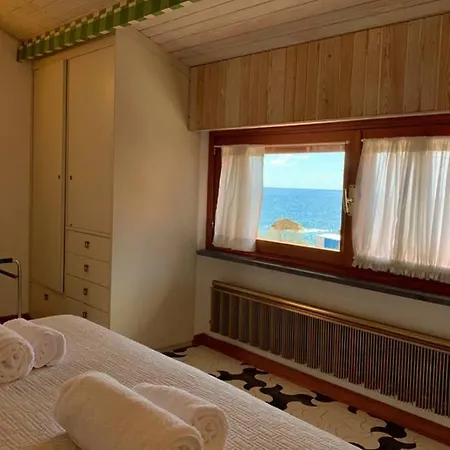 Monterosso '60 شقة مونتيروسّو ال ماري